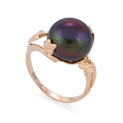 Золотое кольцо с крупным черным жемчугом - ювелирные украшения магазина Oromio